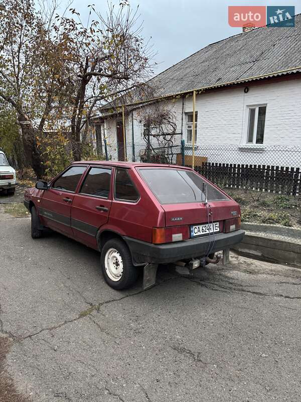 Хэтчбек ВАЗ / Lada 2109 1994 в Корсуне-Шевченковском