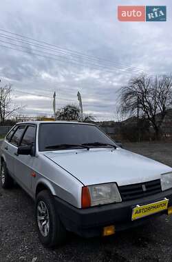 Хетчбек ВАЗ / Lada 2109 2002 в Ужгороді