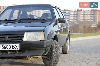 Хэтчбек ВАЗ 2109 1997 в  фото 5 Хэтчбек ВАЗ 2109 1997 в