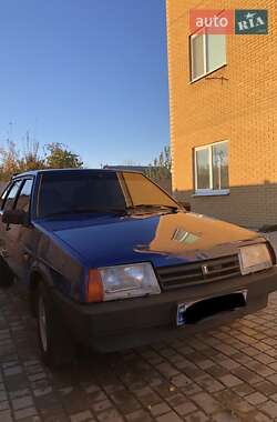 Хэтчбек ВАЗ 2109 2001 в 