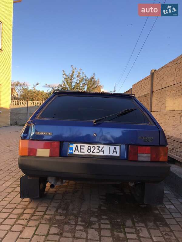 Хэтчбек ВАЗ / Lada 2109 2001 в Днепре