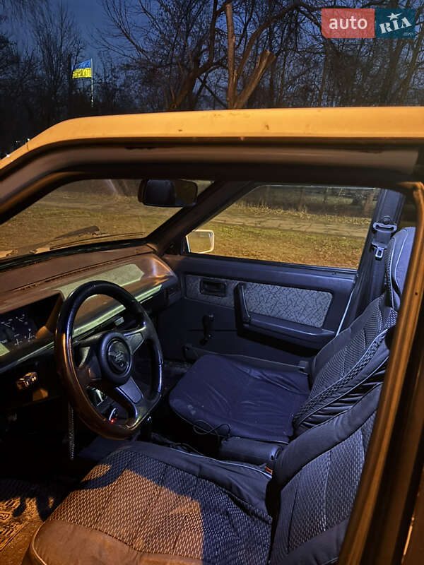 Хэтчбек ВАЗ / Lada 2109 1993 в Кривом Роге