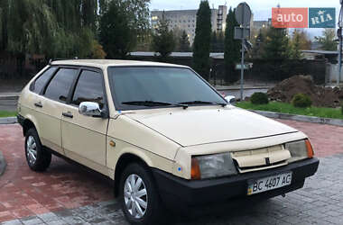 Хэтчбек ВАЗ / Lada 2109 1990 в Львове