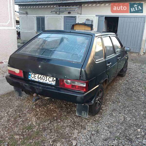 Хетчбек ВАЗ / Lada 2109 1995 в Чернівцях