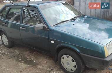 Хетчбек ВАЗ / Lada 2109 2003 в Києві