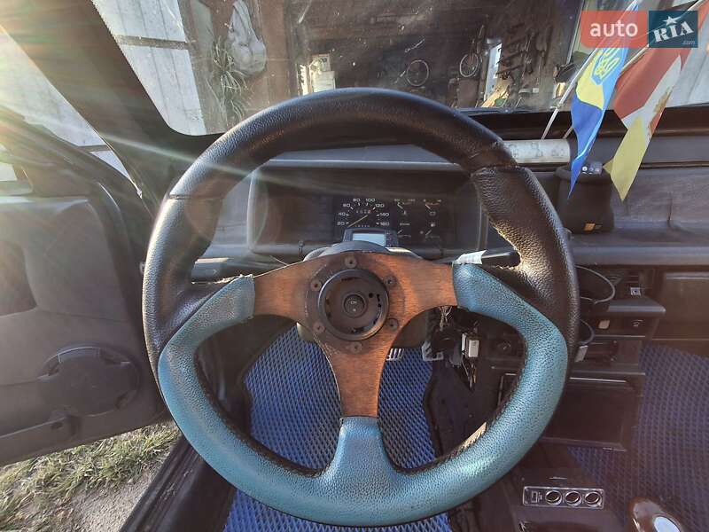 Хэтчбек ВАЗ / Lada 2109 1996 в Белгороде-Днестровском