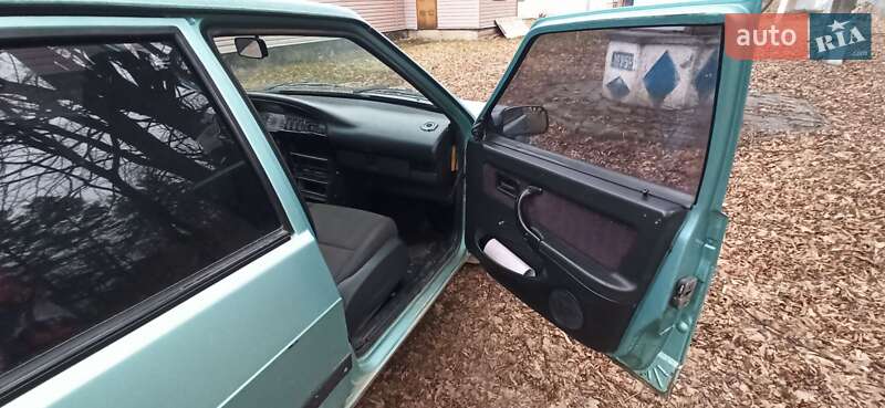 Хэтчбек ВАЗ / Lada 2109 1997 в Берегомете