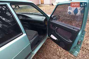 Хэтчбек ВАЗ 2109 1997 в 