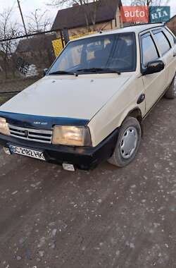 Хетчбек ВАЗ / Lada 2109 1989 в Городку