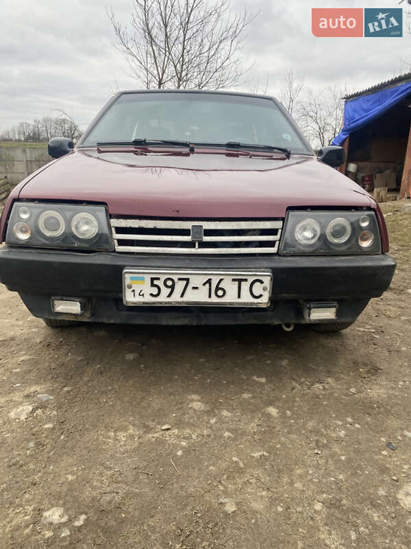 Хетчбек ВАЗ / Lada 2109 1996 в Яворові