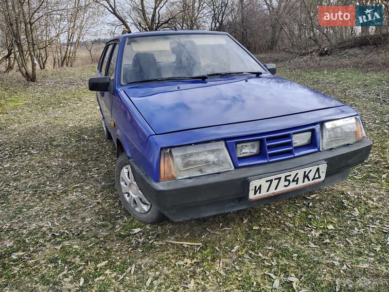 Хетчбек ВАЗ / Lada 2109 1991 в Саврані