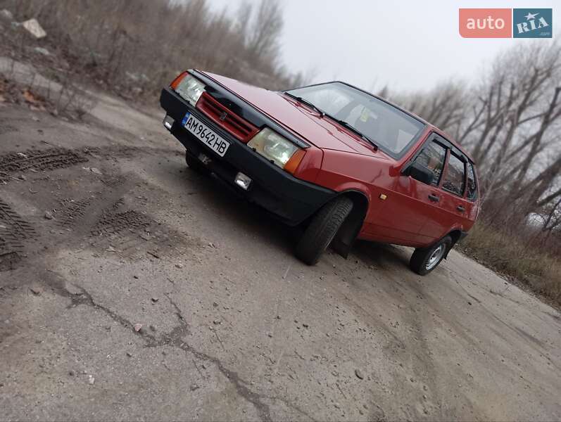 Хэтчбек ВАЗ / Lada 2109 1994 в Желтых Водах