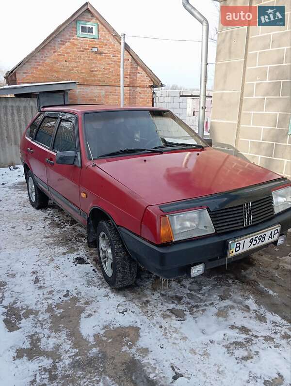 Хетчбек ВАЗ / Lada 2109 1989 в Миргороді