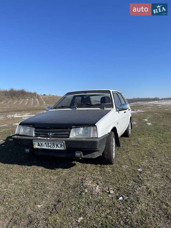 Хэтчбек ВАЗ / Lada 2109 1991 в Врадиевке