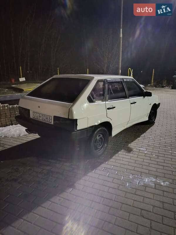 Хэтчбек ВАЗ / Lada 2109 1986 в Смеле