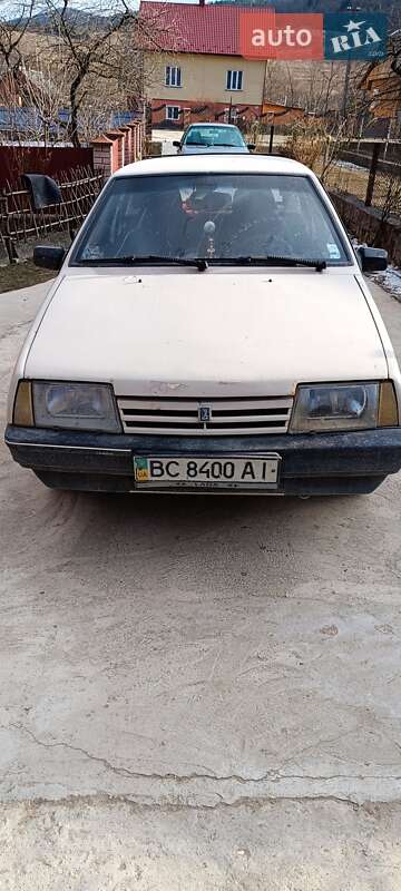 Хэтчбек ВАЗ 2109 1993 в 