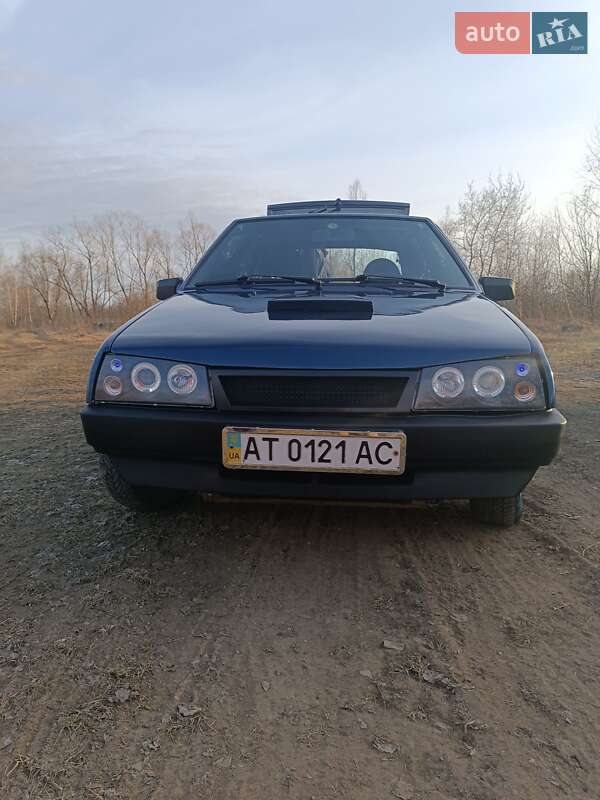 Хэтчбек ВАЗ 2109 1991 в 