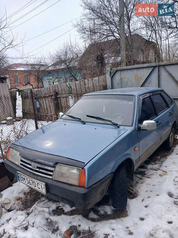 Хэтчбек ВАЗ 2109 2001 в 