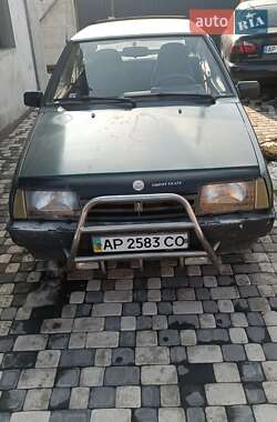 Хэтчбек ВАЗ 2109 2004 в 
