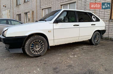 Хэтчбек ВАЗ 2109 1992 в 