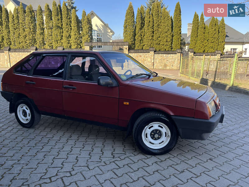 Хетчбек ВАЗ / Lada 2109 1993 в Надвірній