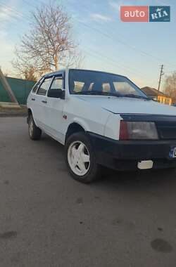 Хэтчбек ВАЗ 2109 1991 в 