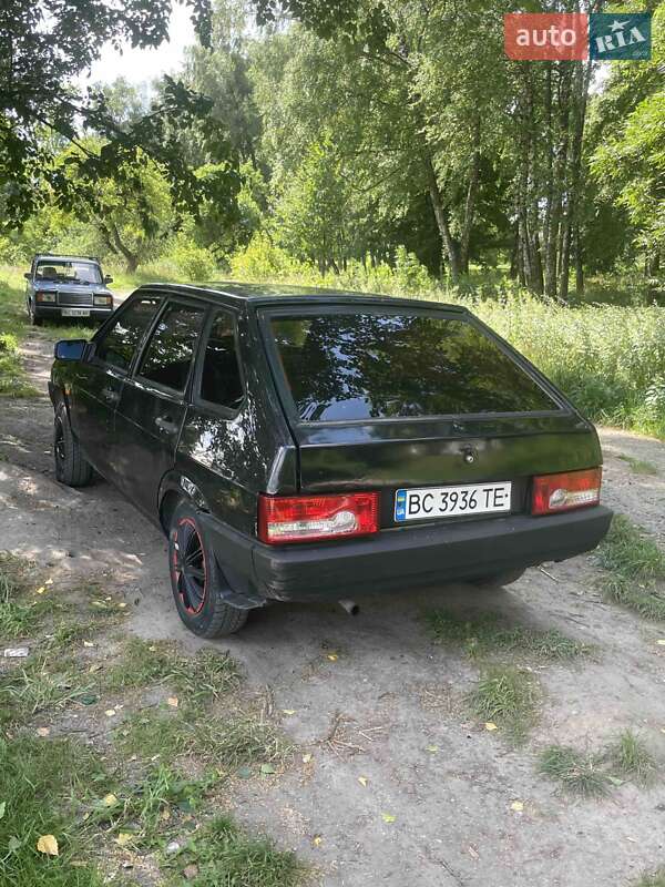 Хэтчбек ВАЗ / Lada 2109 1997 в Золочеве фото 14 Хэтчбек ВАЗ / Lada 2109 1997 в Золочеве
