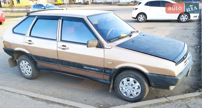 Хетчбек ВАЗ / Lada 2109 1995 в П'ятихатках фото 2 Хетчбек ВАЗ / Lada 2109 1995 в П'ятихатках