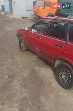 Хэтчбек ВАЗ 2109 1994 в 