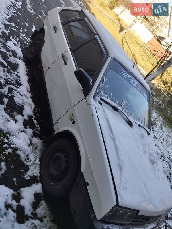 Хетчбек ВАЗ / Lada 2109 1991 в Чугуєві