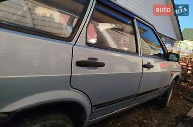 Хетчбек ВАЗ 2109 2004 в 