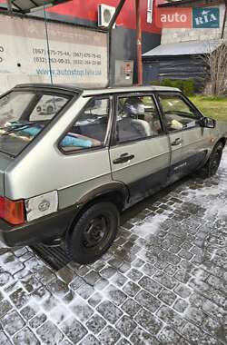 Хэтчбек ВАЗ 2109 1996 в 