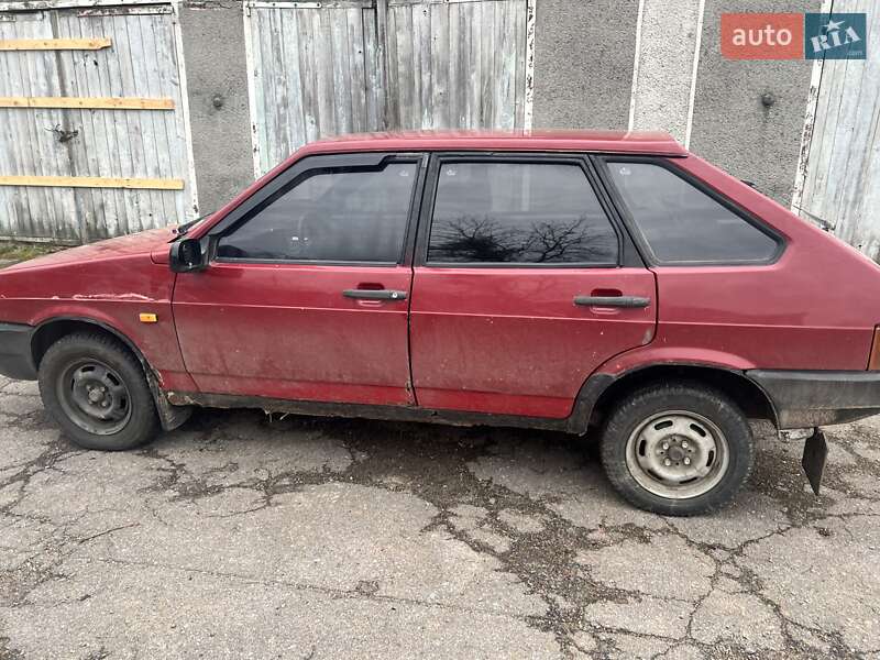 Хетчбек ВАЗ / Lada 2109 1990 в Коростені