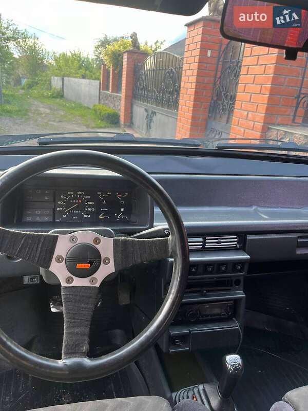 Хэтчбек ВАЗ / Lada 2109 1992 в Новоукраинке