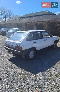 Хэтчбек ВАЗ 2109 1988 в 