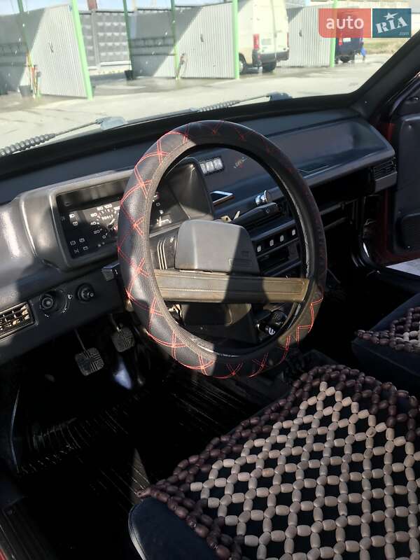 Хэтчбек ВАЗ / Lada 2109 1992 в Каменец-Подольском