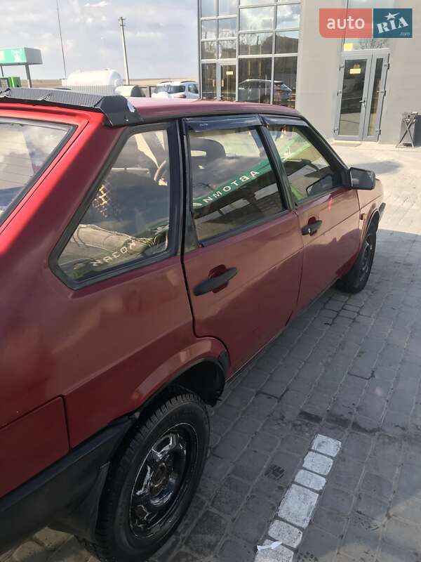 Хэтчбек ВАЗ / Lada 2109 1992 в Каменец-Подольском