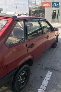 Хэтчбек ВАЗ 2109 1992 в 