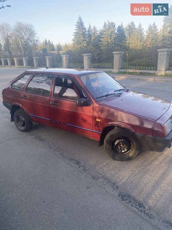 Хэтчбек ВАЗ / Lada 2109 1992 в Умани