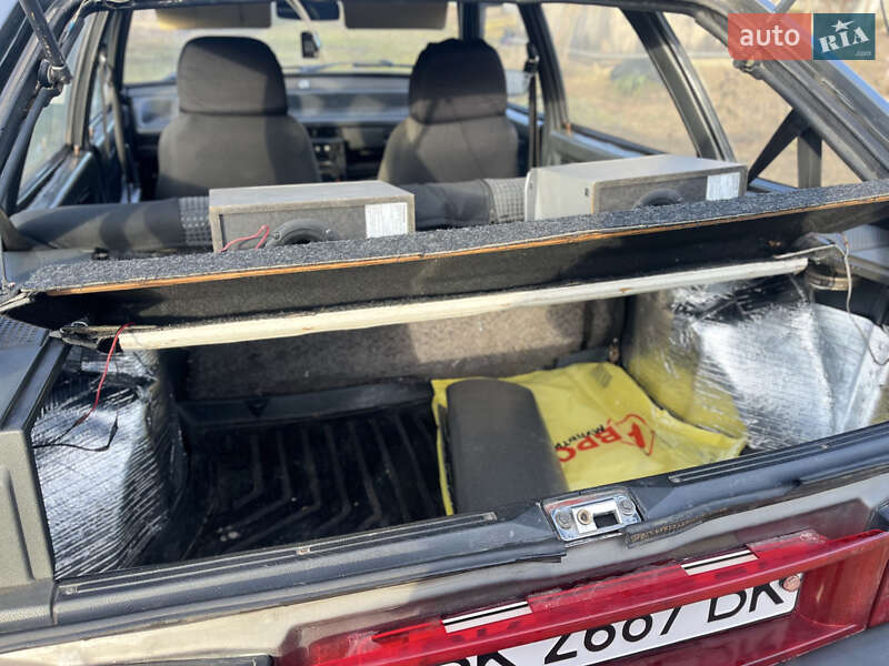 Хэтчбек ВАЗ / Lada 2109 1993 в Дубно