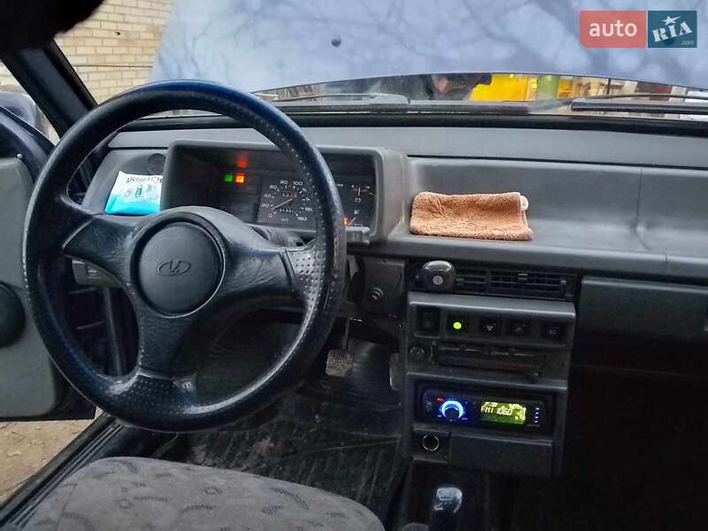 Хэтчбек ВАЗ / Lada 2109 1991 в Буче