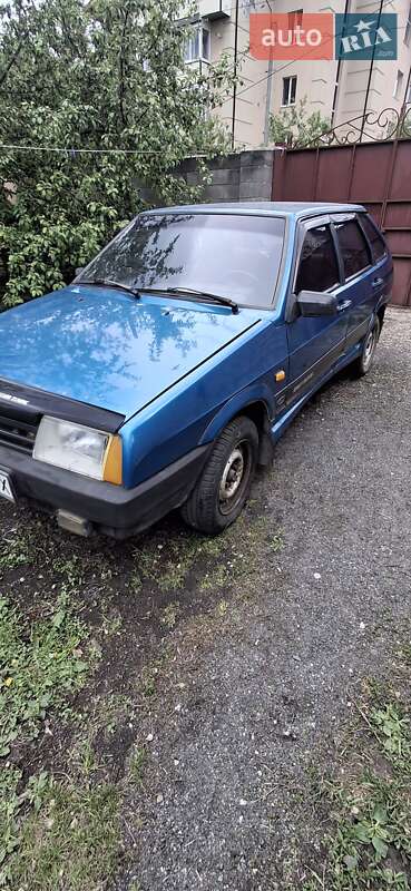 Хэтчбек ВАЗ / Lada 2109 2000 в Харькове фото 3 Хэтчбек ВАЗ / Lada 2109 2000 в Харькове