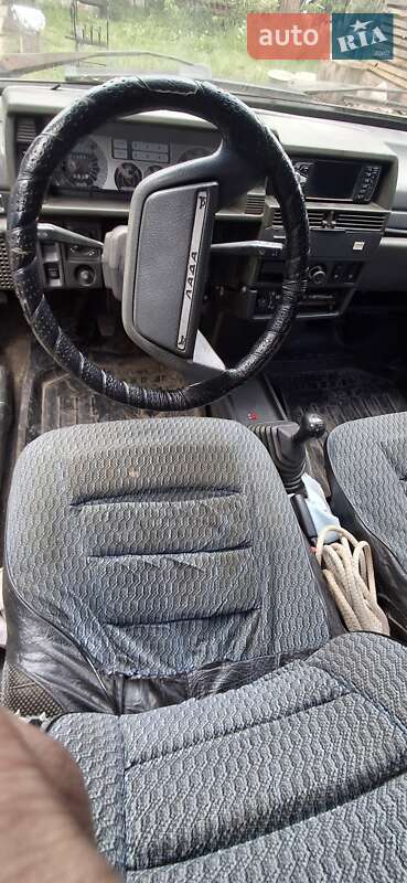 Хэтчбек ВАЗ / Lada 2109 2000 в Харькове фото 9 Хэтчбек ВАЗ / Lada 2109 2000 в Харькове