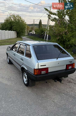 Хетчбек ВАЗ / Lada 2109 1998 в 