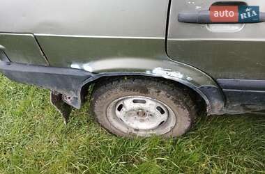 Хэтчбек ВАЗ 2109 2002 в 