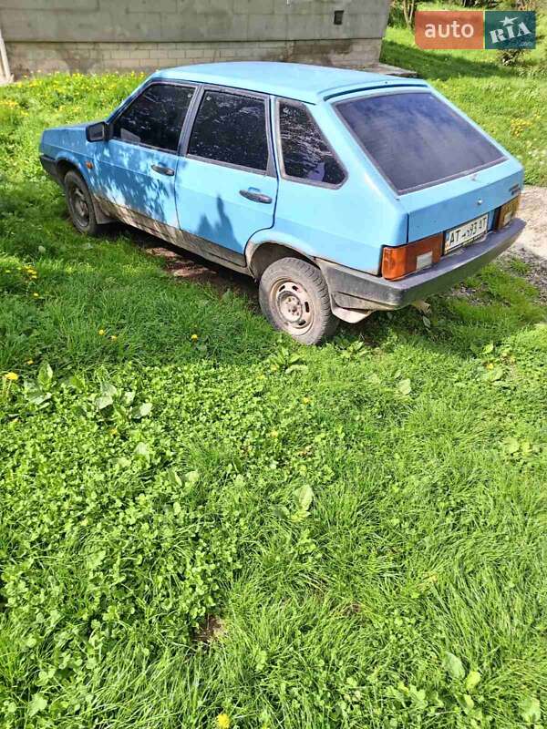 Хэтчбек ВАЗ / Lada 2109 1990 в Коломые фото 2 Хэтчбек ВАЗ / Lada 2109 1990 в Коломые