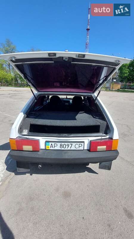 Хэтчбек ВАЗ / Lada 2109 2006 в Запорожье