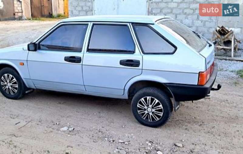 Хэтчбек ВАЗ / Lada 2109 1992 в Харькове