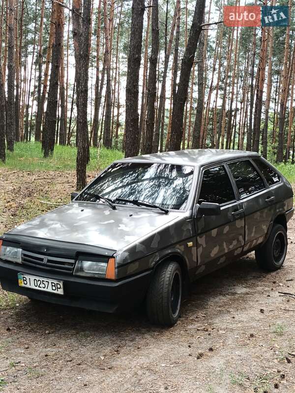 Хетчбек ВАЗ / Lada 2109 2002 в Краснокутську фото 6 Хетчбек ВАЗ / Lada 2109 2002 в Краснокутську