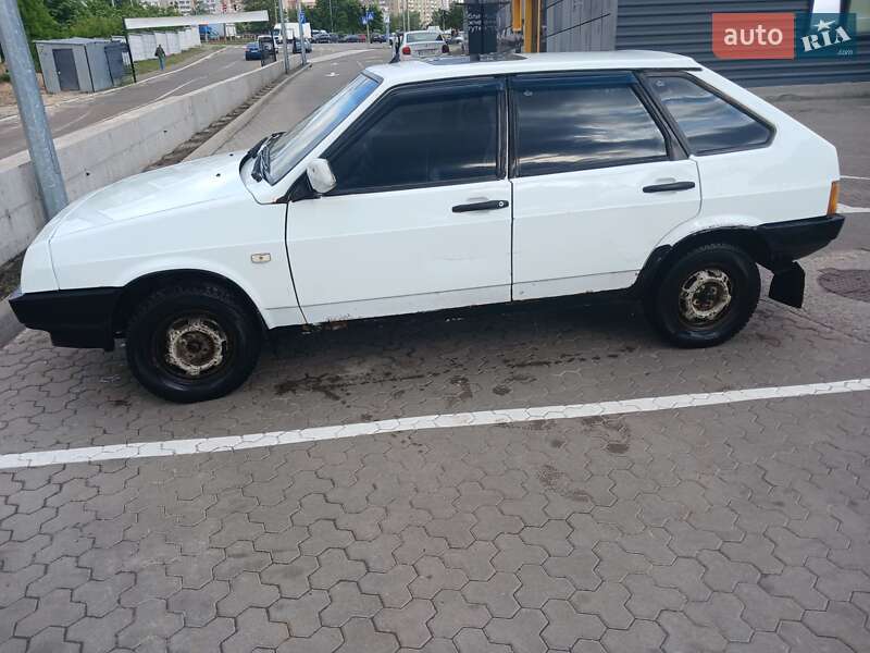 Хэтчбек ВАЗ / Lada 2109 1993 в Киеве